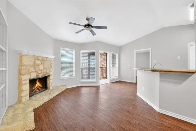 $1,195 | 6804 North Capital Of Texas Highway, Unit 621, Austin, TX 78731