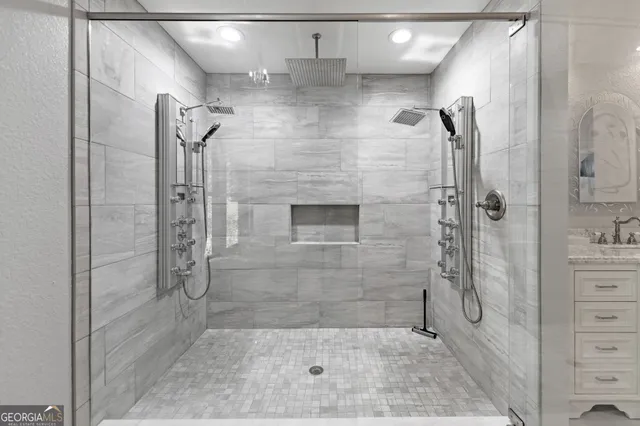 $649,000 | 271 Postelle Road, Copperhill, TN 37317