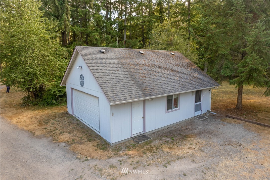 16520 Reichel Road Southeast Rainier, WA 98576 - Photo 20 of 40 Gallery Image 20