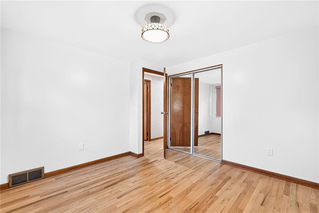 436 Sharon Road Coraopolis, PA 15108 - Photo 26 of 33