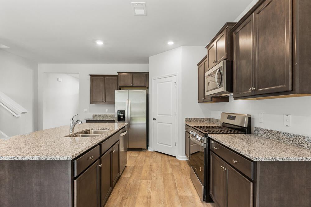 420 Lk Rdg Boulevard Moncks Corner, SC 29461 - Photo 7 of 42 Hayden F Interior Web Res_6