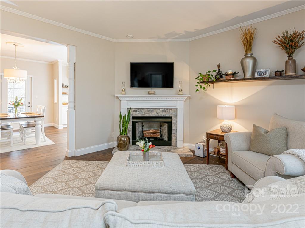 2122 North Rugby Road Hendersonville, NC 28791 - Photo 13 of 47 Gallery Image 13