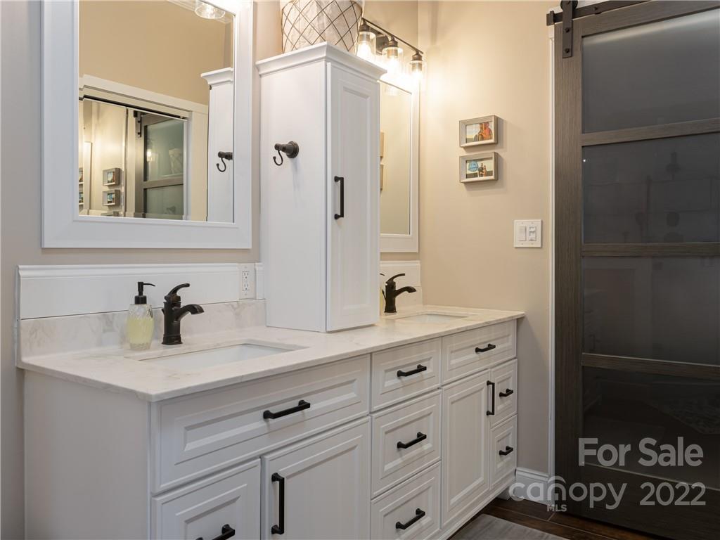 2122 North Rugby Road Hendersonville, NC 28791 - Photo 29 of 47 Gallery Image 29