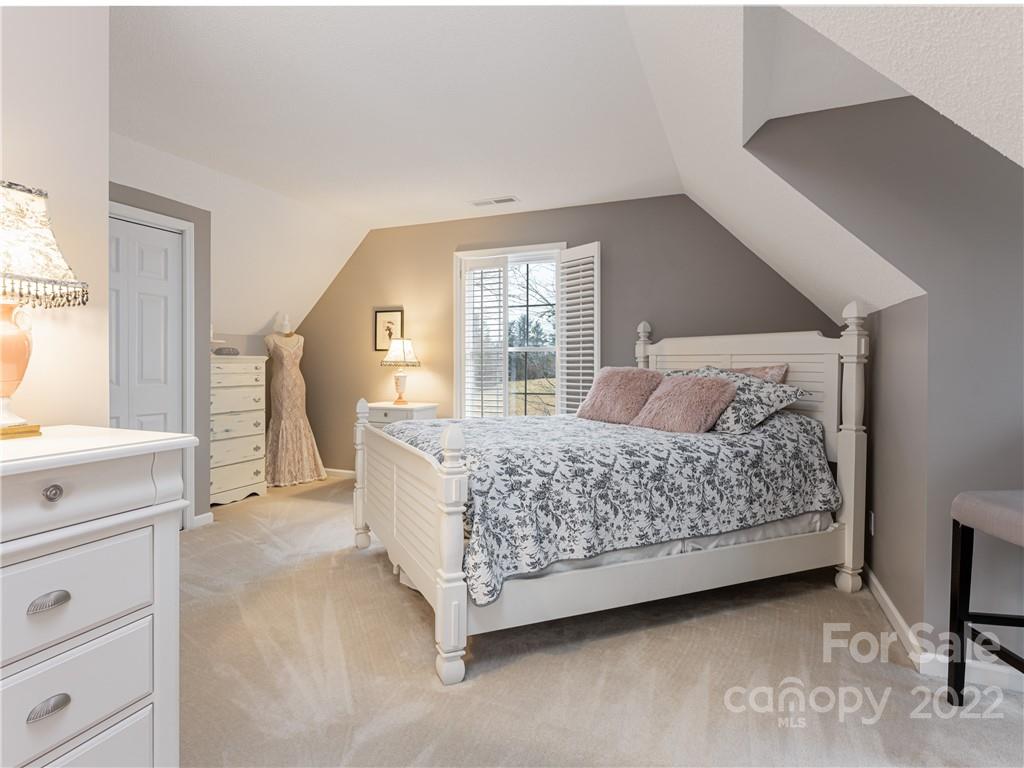 2122 North Rugby Road Hendersonville, NC 28791 - Photo 34 of 47 Gallery Image 34