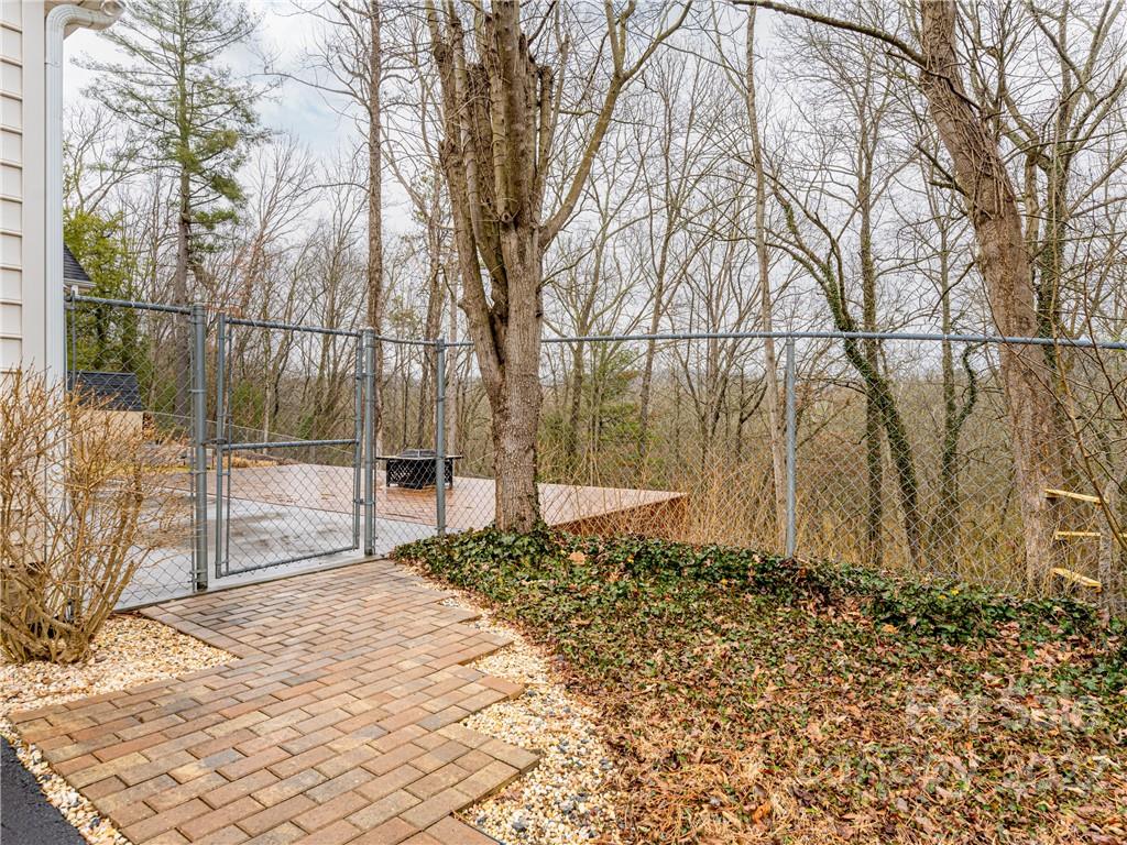 2122 North Rugby Road Hendersonville, NC 28791 - Photo 47 of 47 Gallery Image 47