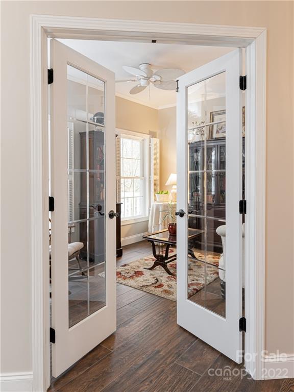 2122 North Rugby Road Hendersonville, NC 28791 - Photo 9 of 47 Gallery Image 9