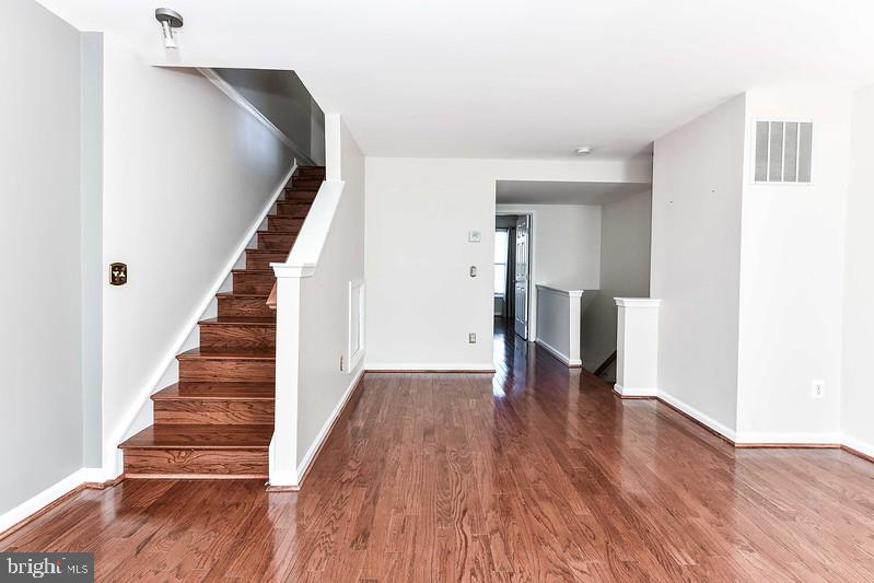 4289 Wheeled Caisson Square Fairfax, VA 22033 - Photo 15 of 26