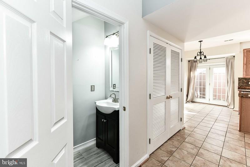 4289 Wheeled Caisson Square Fairfax, VA 22033 - Photo 18 of 26