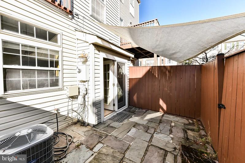 4289 Wheeled Caisson Square Fairfax, VA 22033 - Photo 5 of 26