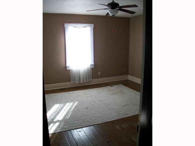 4286 South 200th Road East Franklin, IN 46131 - Photo 5 of 8 Gallery Image 5