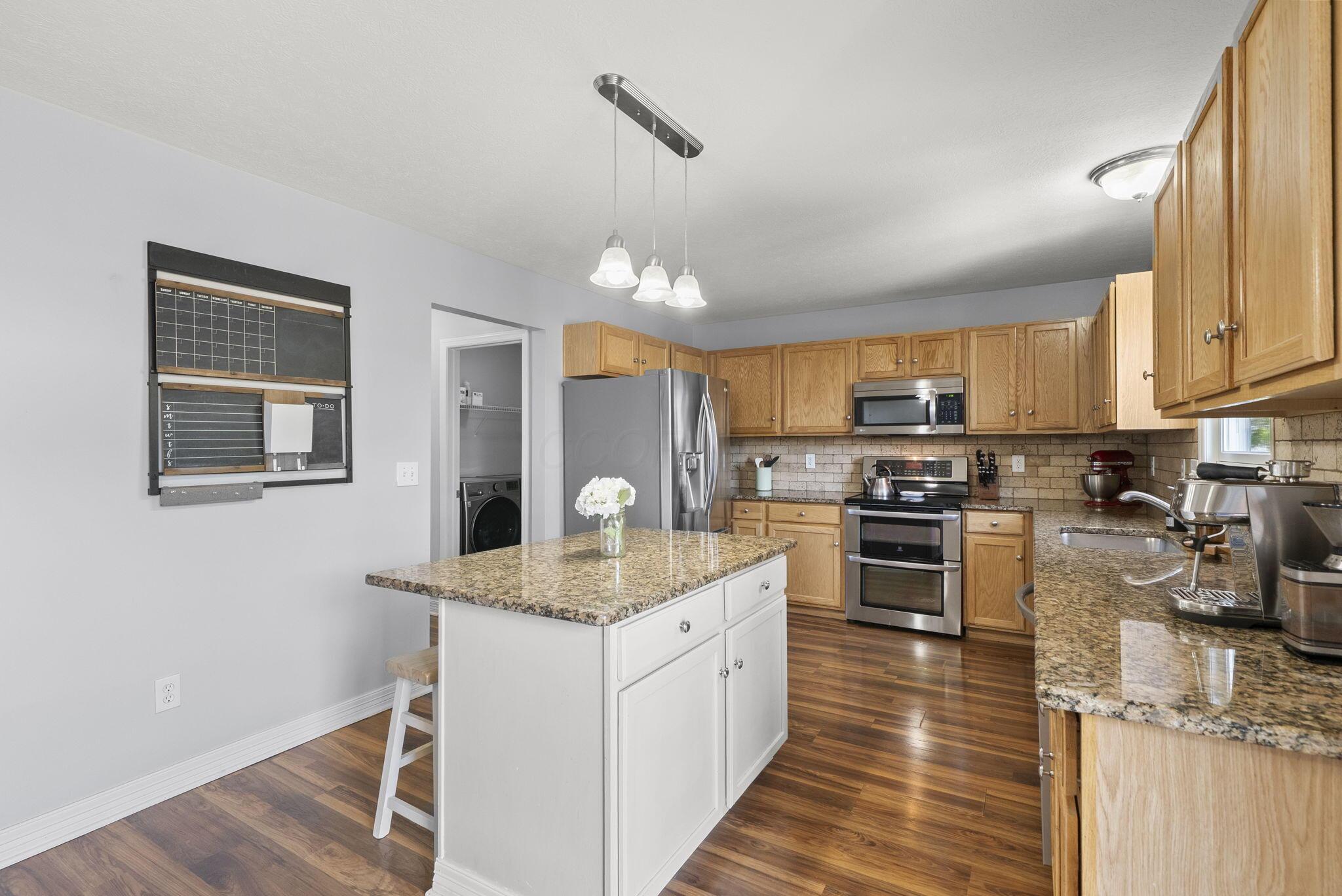 101 Ruby Red Lane Delaware, OH 43015 - Photo 19 of 58 Chef's kitchen