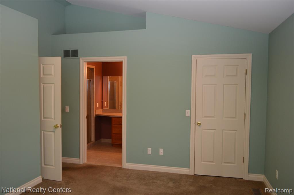 9642 Nook Road, Unit 7 Algonac, MI 48001 - Photo 8 of 15