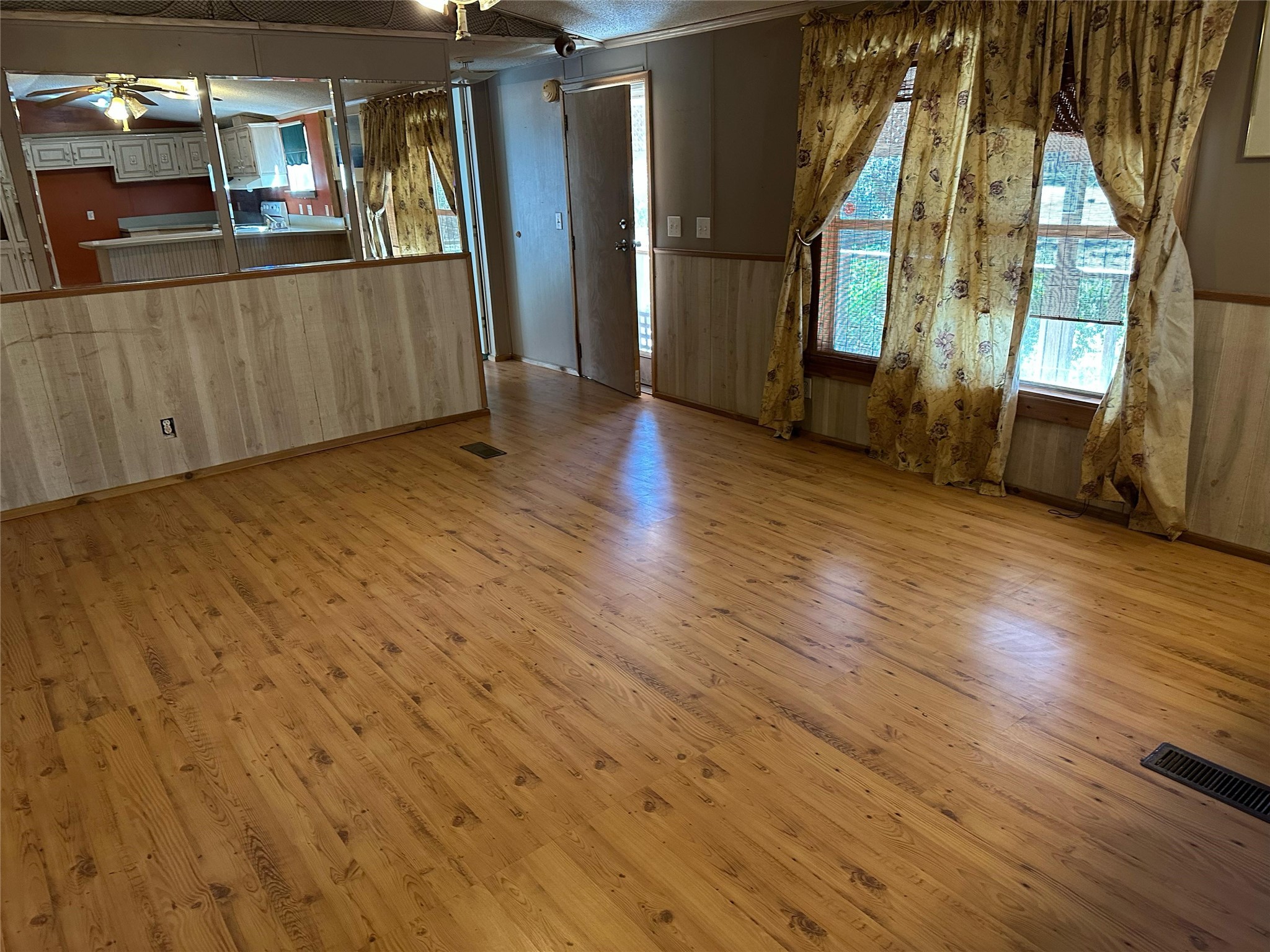 13878 Coaltown Road Willis, TX 77378 - Photo 4 of 17