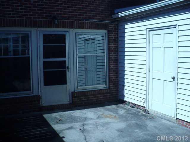 8402 Knights Bridge Road Charlotte, NC 28210 - Photo 12 of 15 Gallery Image 12