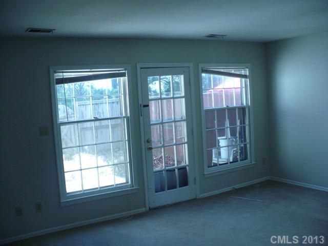 8402 Knights Bridge Road Charlotte, NC 28210 - Photo 3 of 15 Gallery Image 3