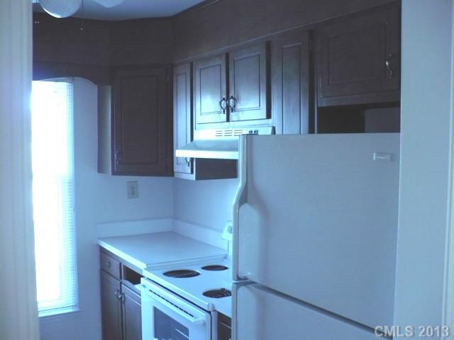 8402 Knights Bridge Road Charlotte, NC 28210 - Photo 6 of 15 Gallery Image 6