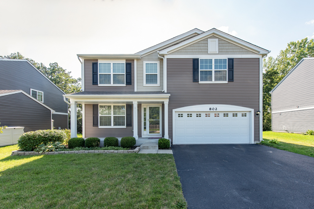 802 Timber Lake Drive Antioch, IL 60002 - Photo 1 of 37