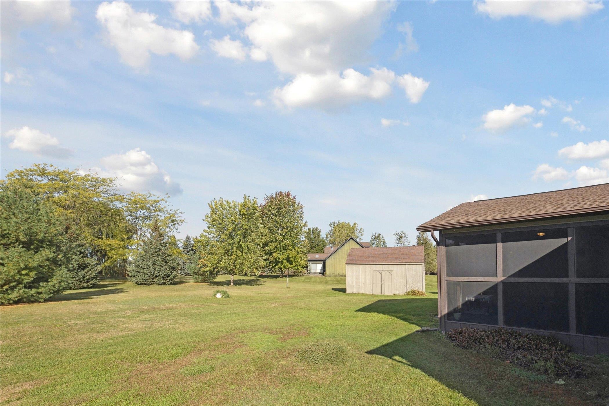 2218 South Nine Mile Road Kawkawlin, MI 48631 - Photo 35 of 48
