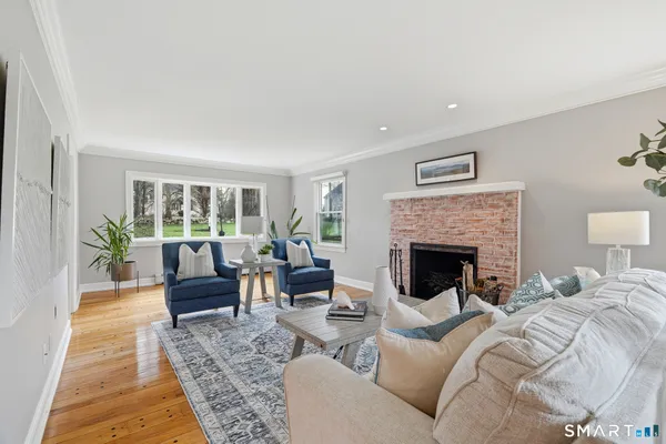 $1,095,000 | 10 Trolley Crossing, Old Saybrook, CT 06475