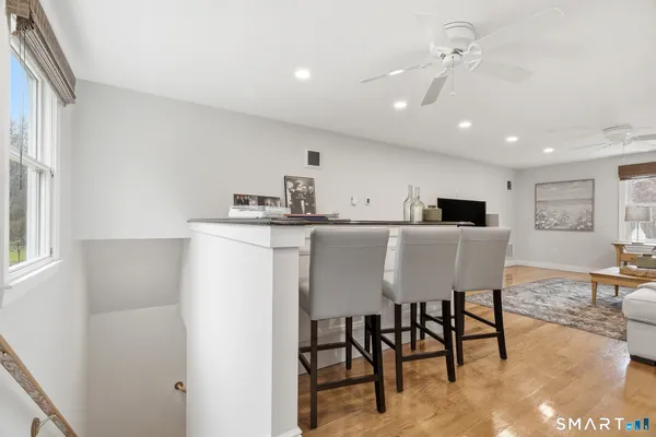 $1,095,000 | 10 Trolley Crossing, Old Saybrook, CT 06475
