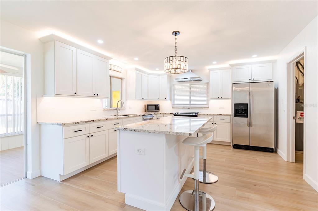 2019 Inner Circle South St. Petersburg, FL 33712 - Photo 12 of 42