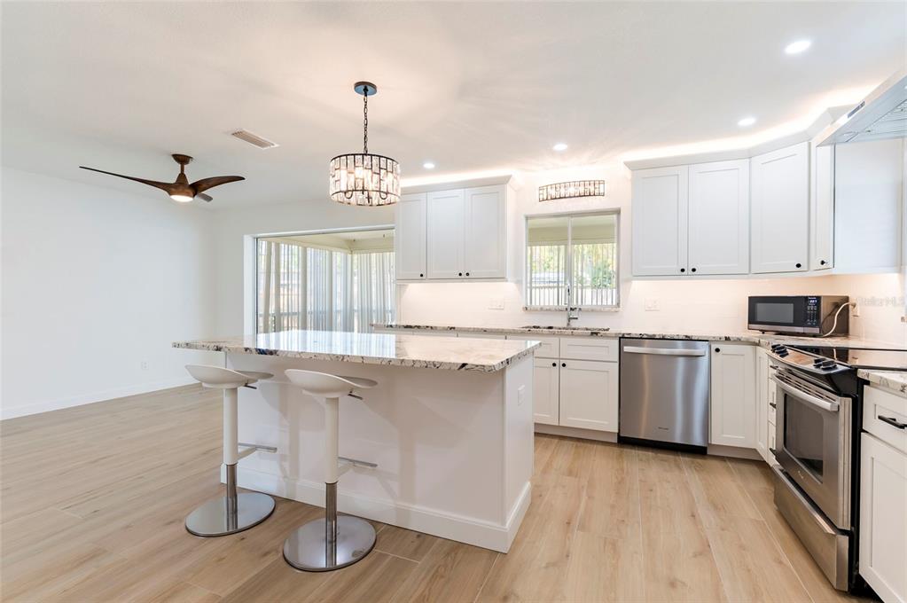 2019 Inner Circle South St. Petersburg, FL 33712 - Photo 16 of 42