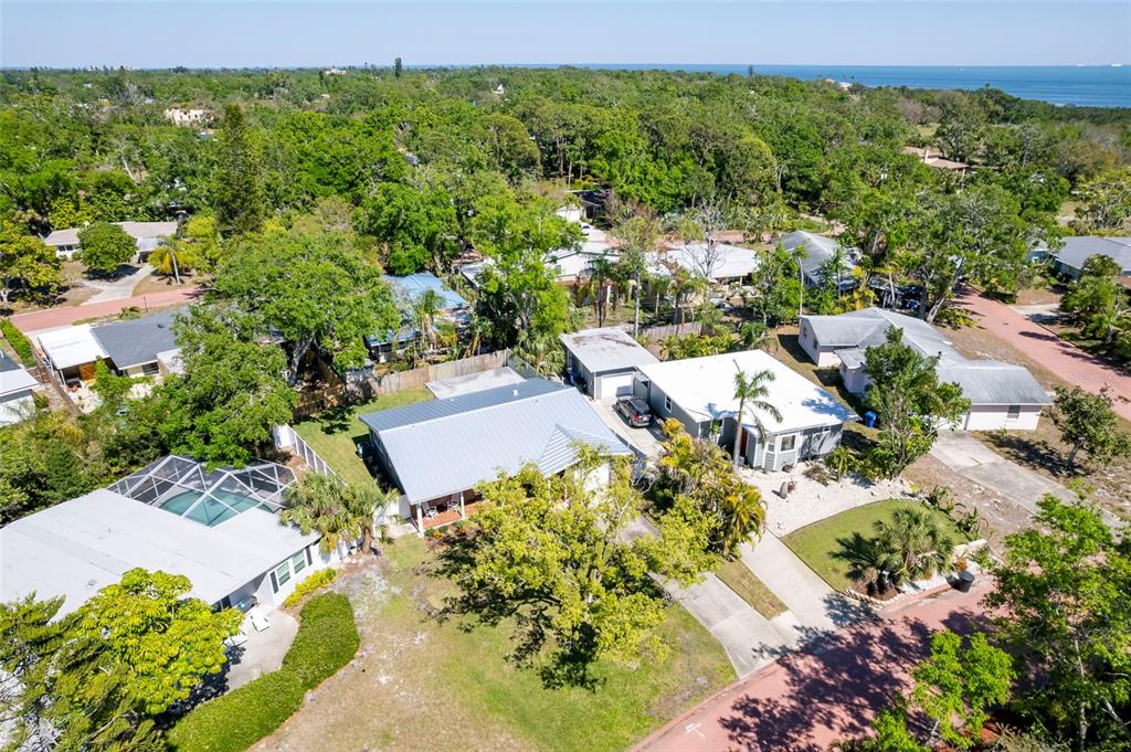 2019 Inner Circle South St. Petersburg, FL 33712 - Photo 39 of 42