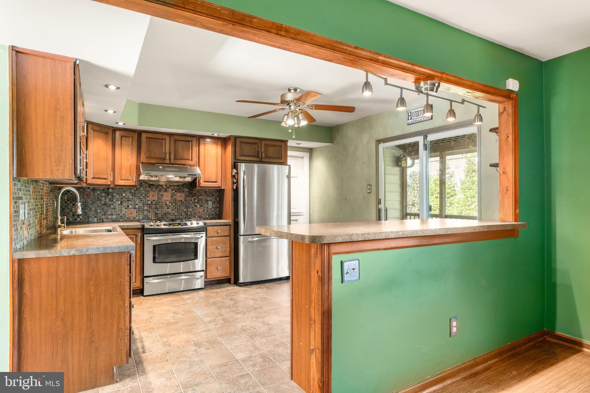 288 Golf Hills Road Havertown, PA 19083 - Photo 11 of 38 Gallery Image 11