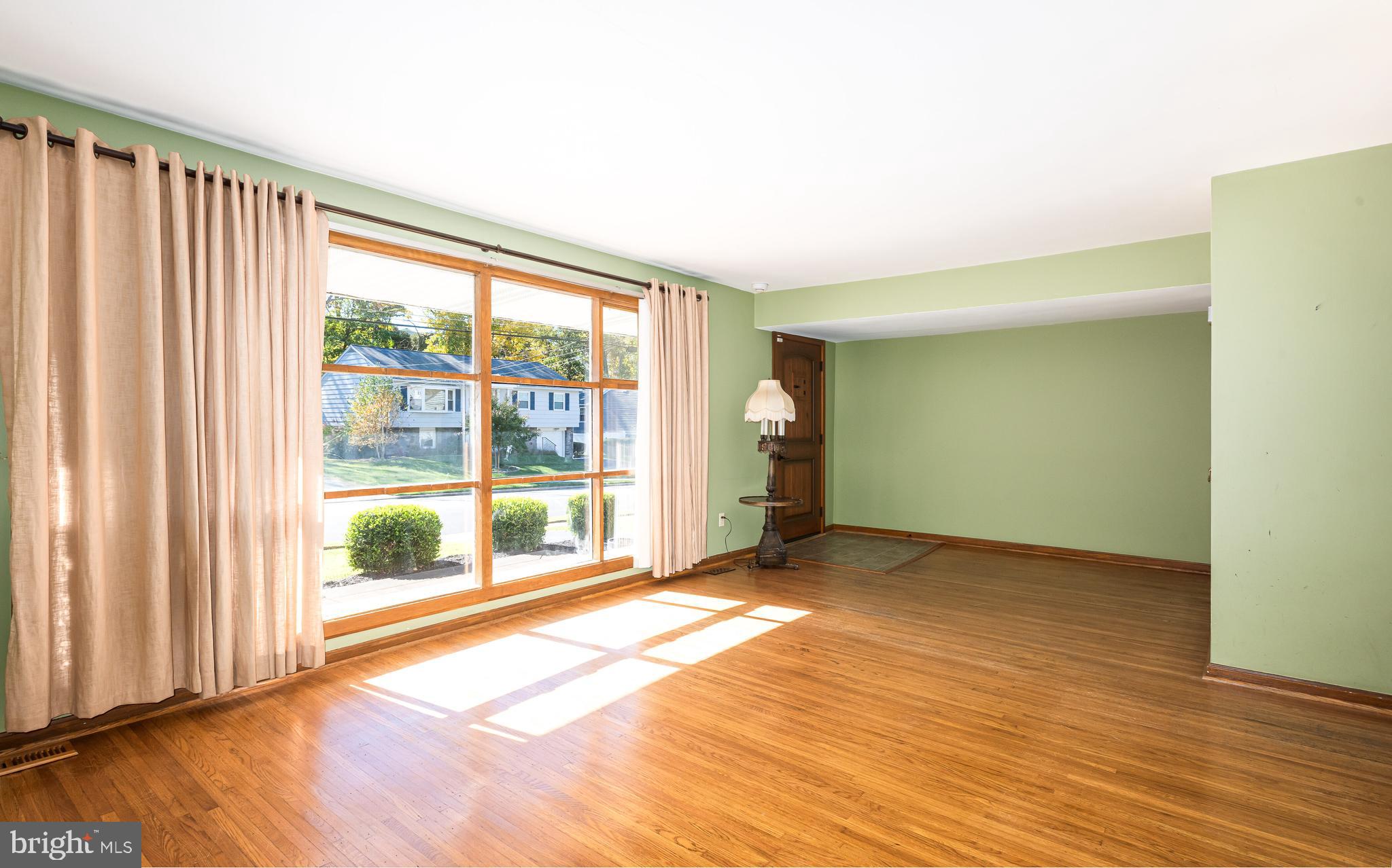 288 Golf Hills Road Havertown, PA 19083 - Photo 5 of 38 Gallery Image 5