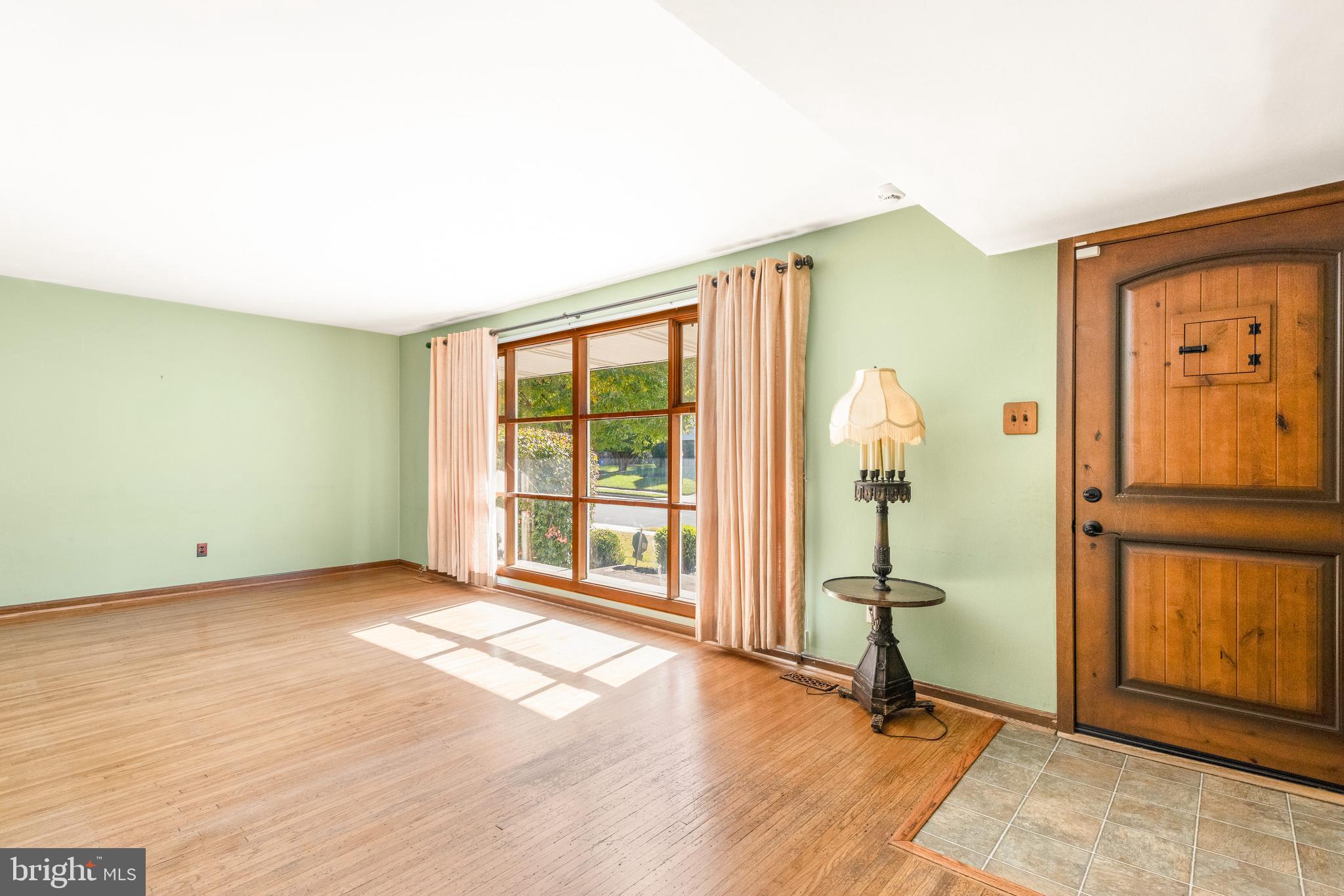 288 Golf Hills Road Havertown, PA 19083 - Photo 8 of 38 Gallery Image 8