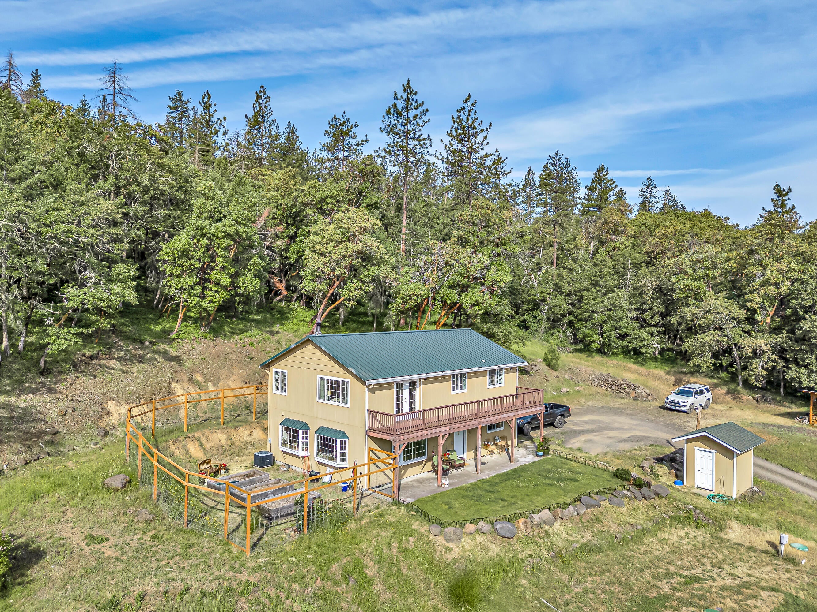 505 Wren Ridge Drive Eagle Point, OR 97524 - Photo 1 of 49 01