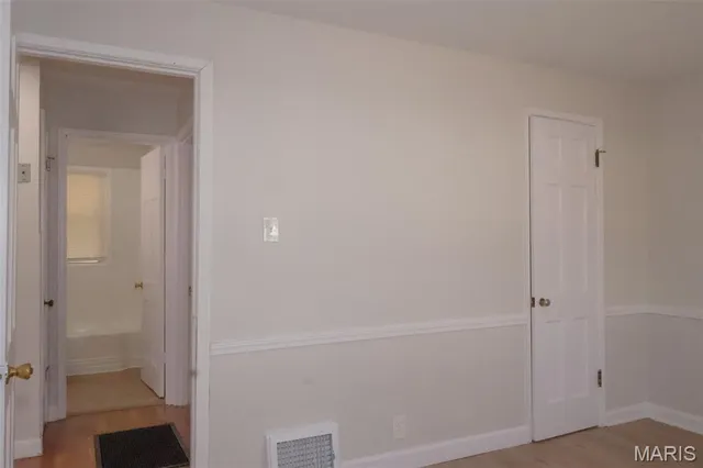 $1,175 | 10131 Cabot Drive, St. Louis, MO 63137