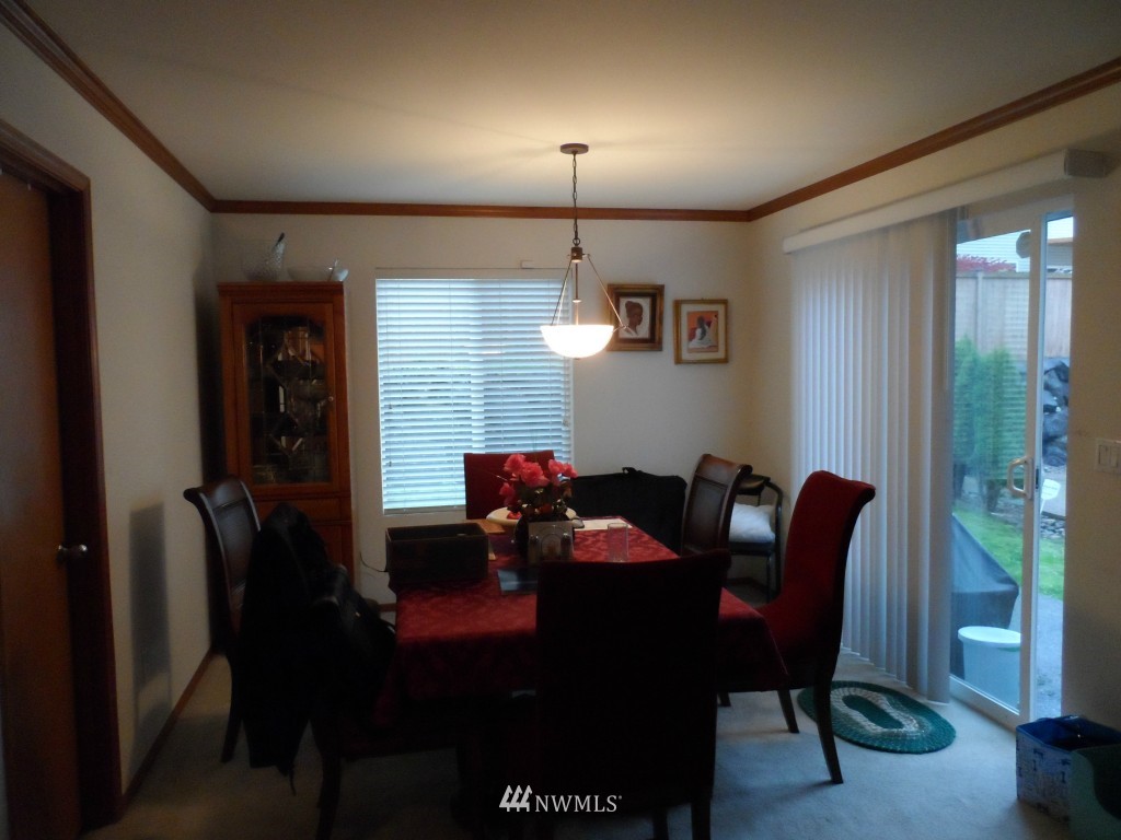 303 Index Place Southeast Renton, WA 98056 - Photo 7 of 14 a dining room with furniture and window