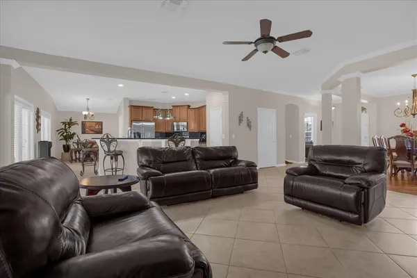 $2,800 | 2284 Pickford Circle, Apopka, FL 32703