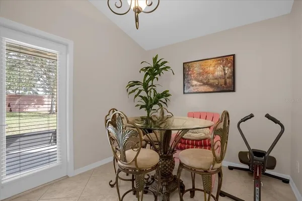 $2,800 | 2284 Pickford Circle, Apopka, FL 32703