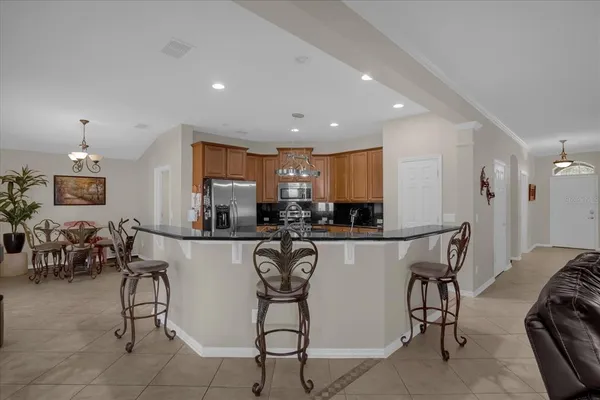 $2,800 | 2284 Pickford Circle, Apopka, FL 32703