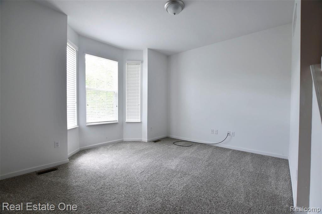 3202 Everett Drive Rochester Hills, MI 48307 - Photo 17 of 28