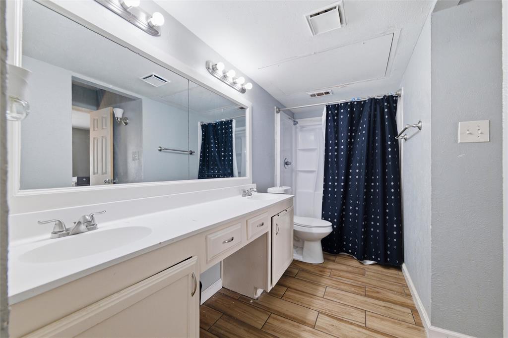 7254 Pineberry Road Dallas, TX 75249 - Photo 23 of 38 Gallery Image 23