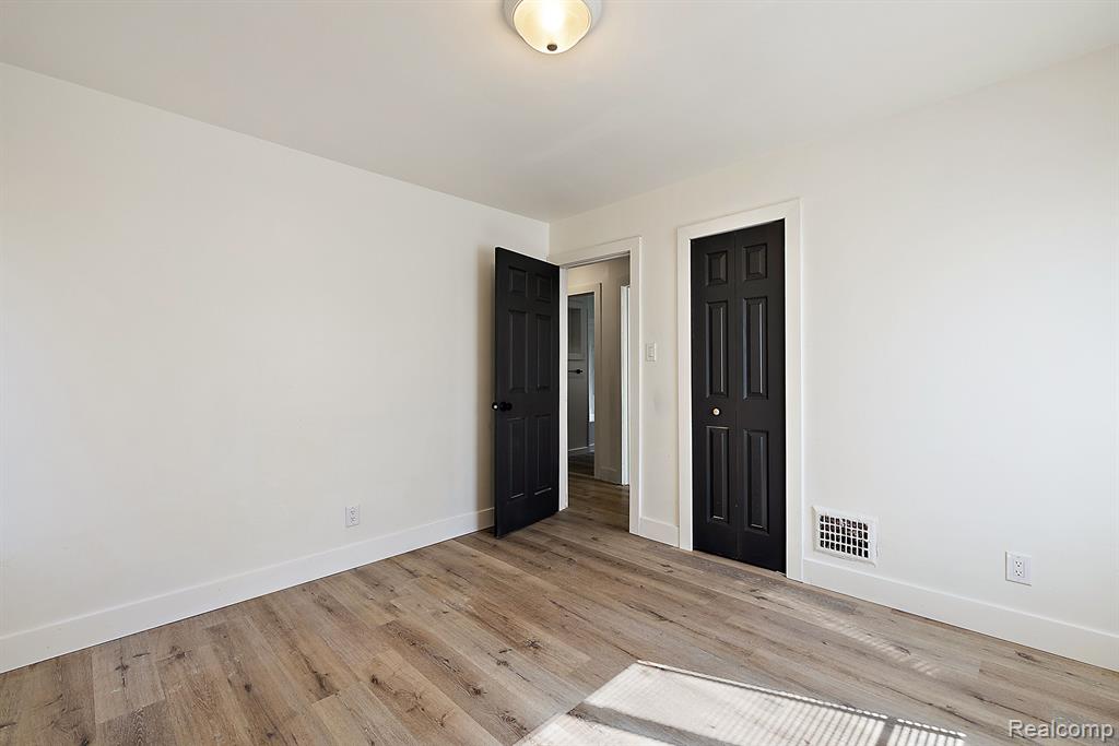 9810 Balfour Road Detroit, MI 48224 - Photo 19 of 31 Gallery Image 19