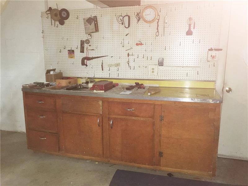 1300 Tuscarawas Road Beaver, PA 15009 - Photo 15 of 20 Gallery Image 15