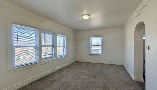 $1,075 | 825 West Jefferson Street, Unit 2, Joliet, IL 60435