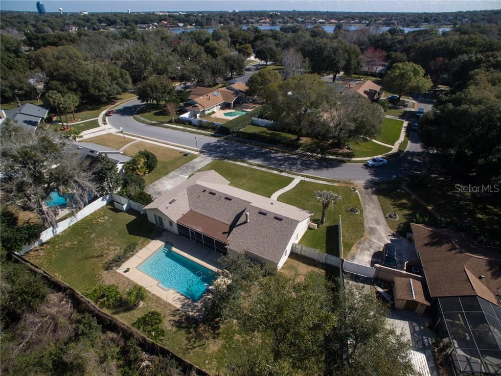 112 Valencia Loop Altamonte Springs, FL 32714 - Photo 2 of 24 Gallery Image 2