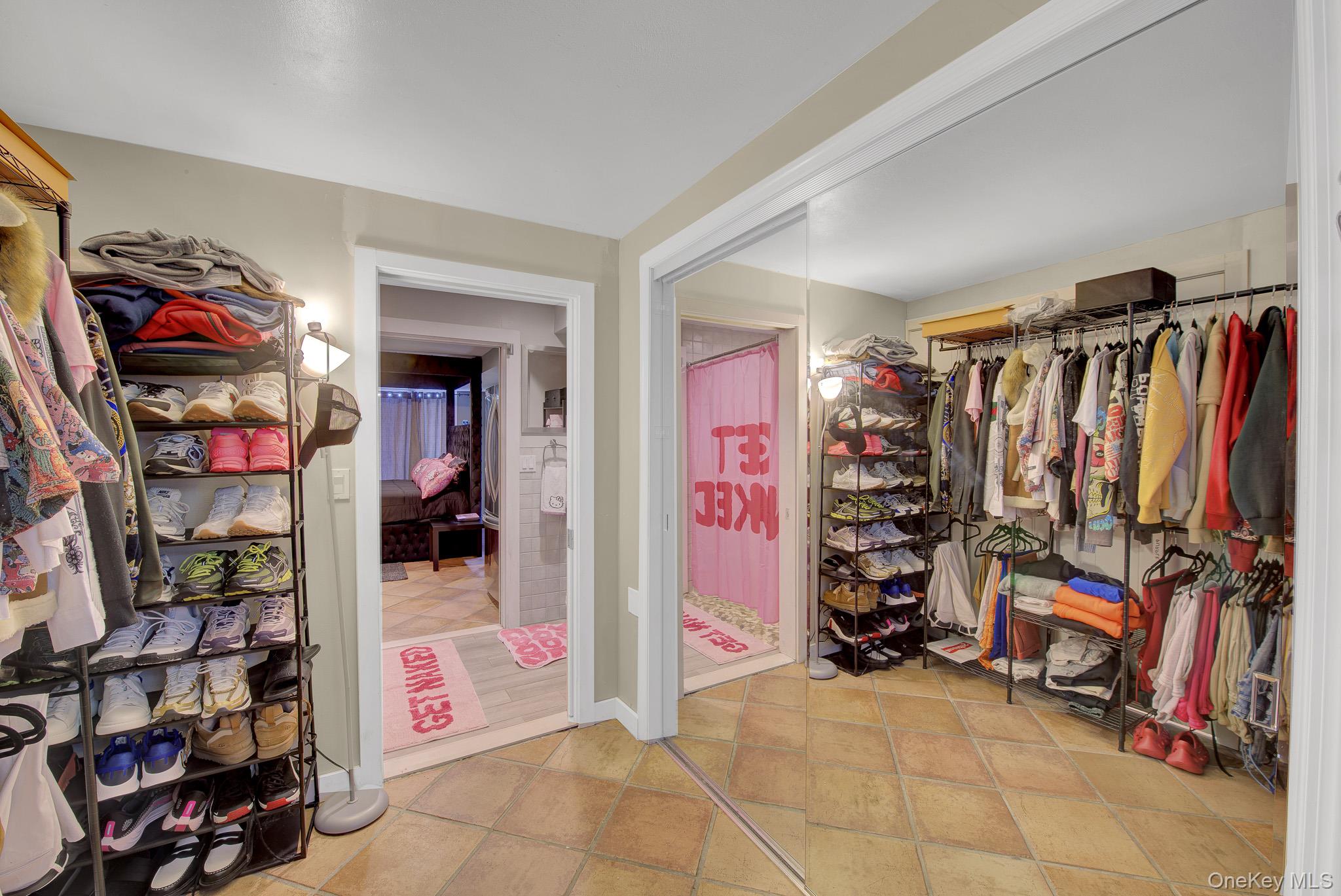 4 Seneca Drive Commack, NY 11725 - Photo 7 of 13