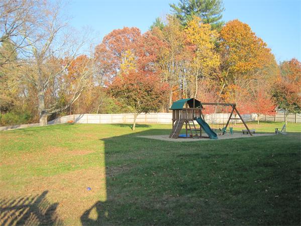 12 Lanes End Road Stow, MA 01775 - Photo 3 of 16 Gallery Image 3