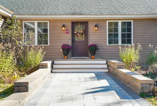 $1,250,000 | 110 Red Gate Lane, Rindge, NH 03461