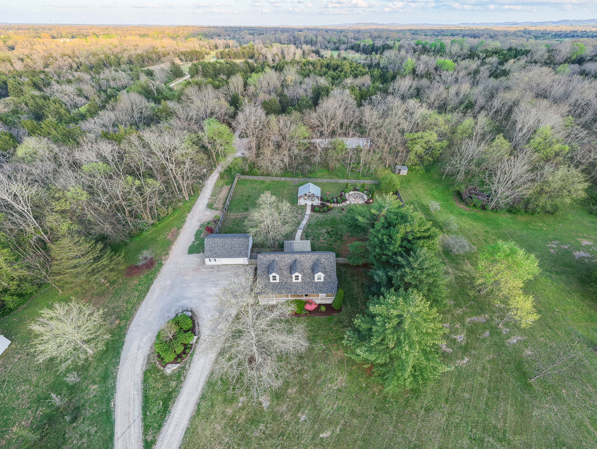 1737 Verona Caney Road Lewisburg, TN 37091 - Photo 3 of 77