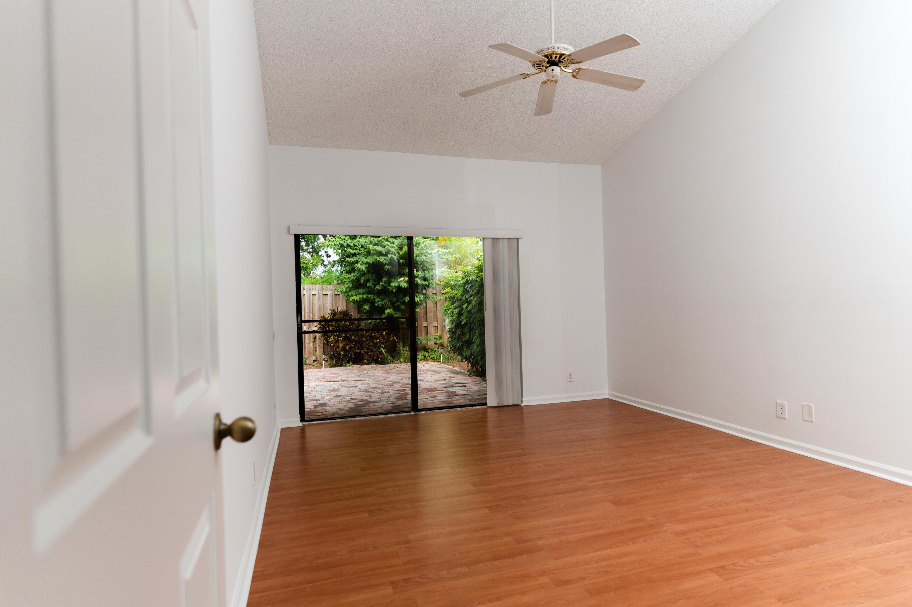 21712 Wapford Way Boca Raton, FL 33486 - Photo 11 of 23 WhatsApp Image 2026-05-15 at 12.06.26 (1