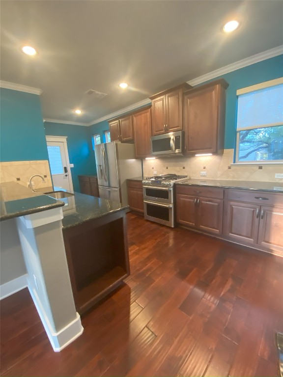 11200 Avery Station Loop, Unit 13 Austin, TX 78717 - Photo 8 of 39 a kitchen with refrigerator and cabinets