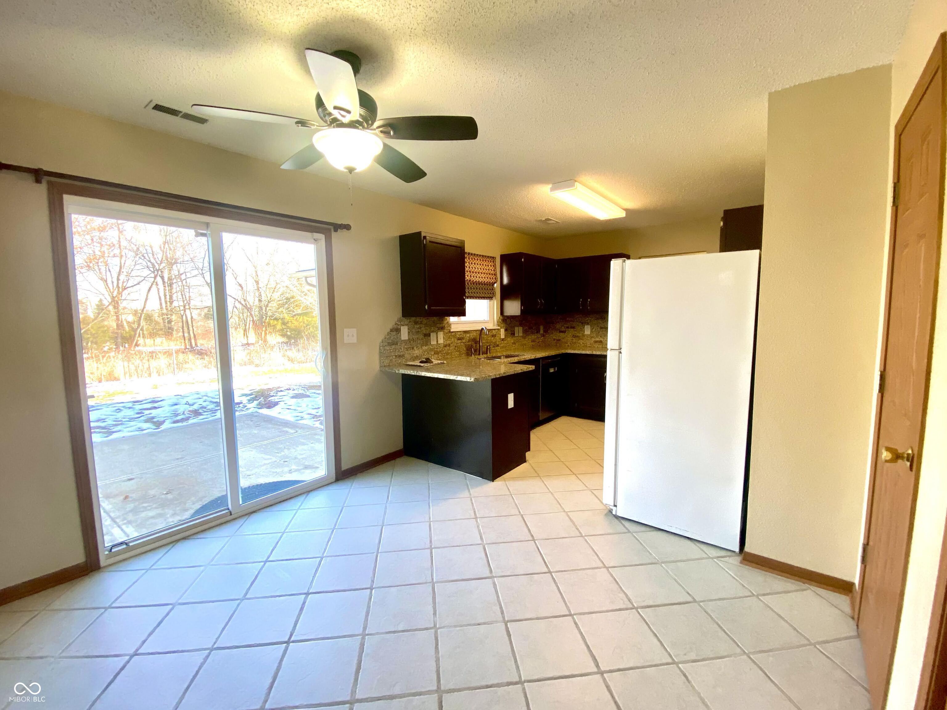 440 Lockerbie Lane Pittsboro, IN 46167 - Photo 15 of 48