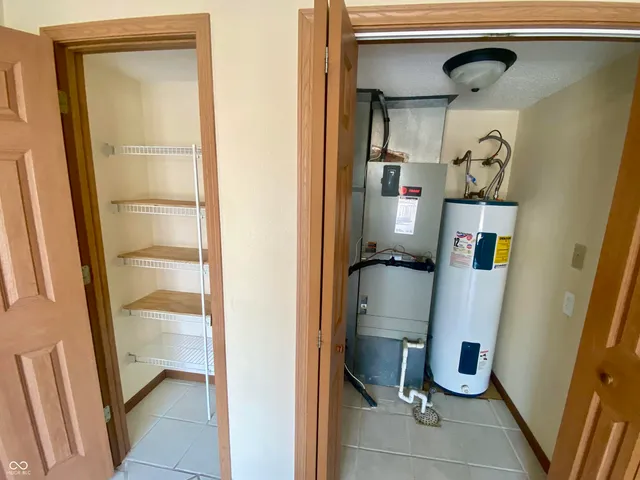 $305,000 | 440 Lockerbie Lane, Pittsboro, IN 46167